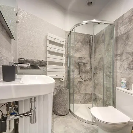 Apartmán Bonatti 201 *